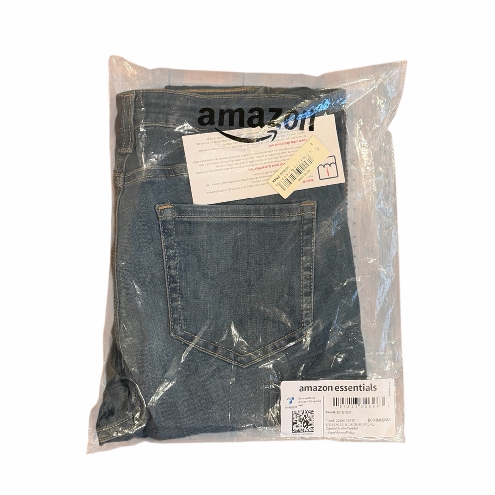 Amazon Essentials Slim Blue Jeans NWT - Picture 5 of 6